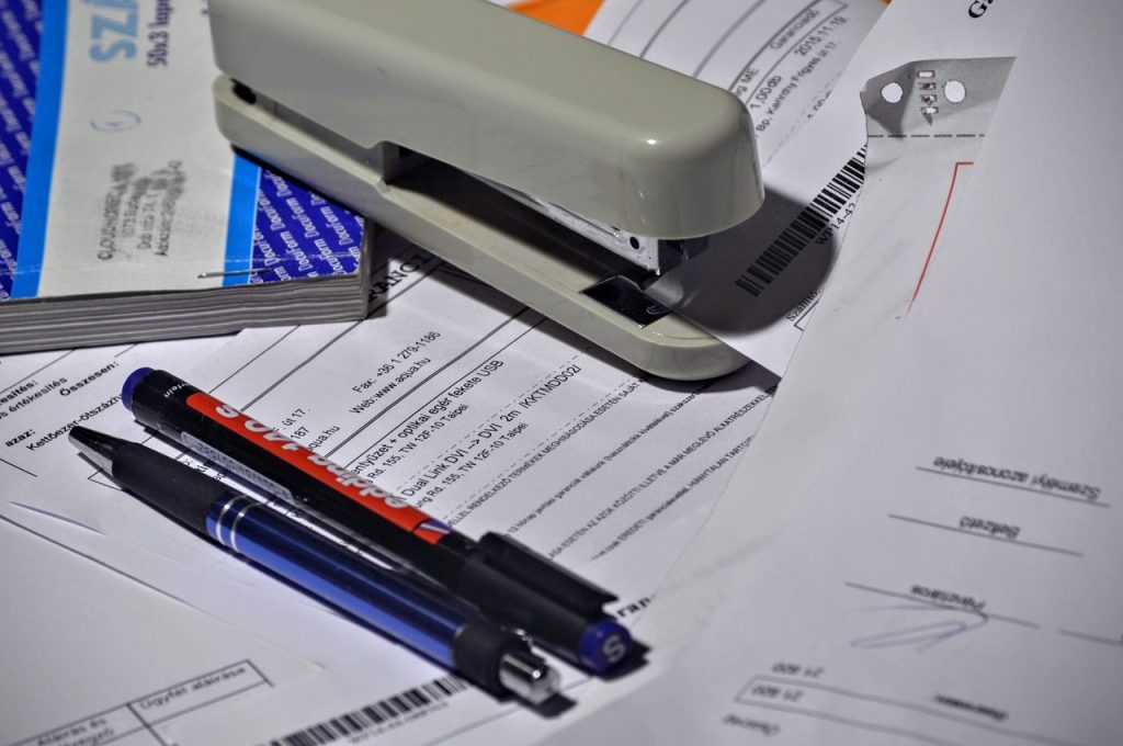 Stapler Pen Paperwork Invoice  - cloudhoreca / Pixabay